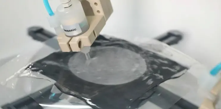 ניקוי ופלים בתעשיית המיקרואלקטרוניקה wafer cleaning in microelectronics industry
