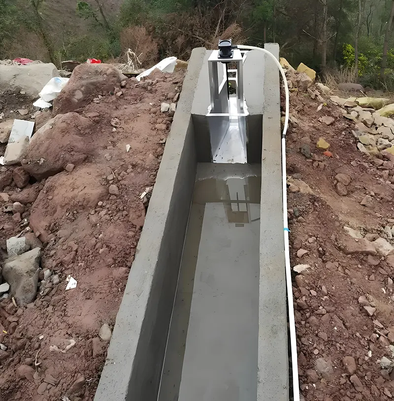 Open channel flow meter 