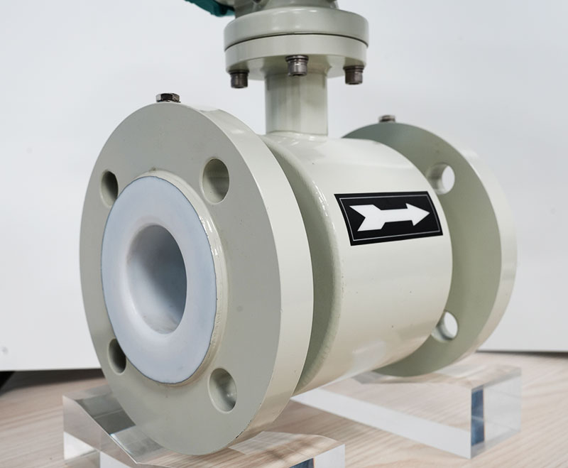 אוגן ומארז של מד זרימה מגנטי מסדרת SHD Flange and housing of SHD series magnetic flow meter